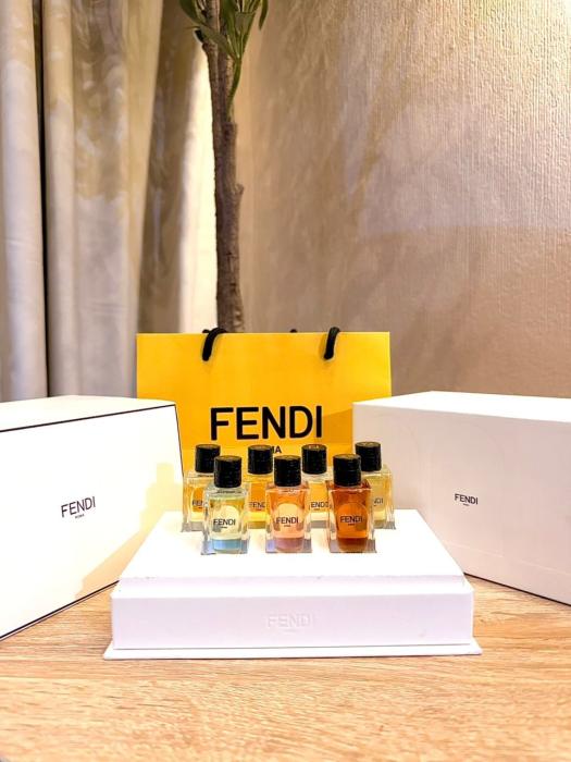FENDI ROMA DISCOVERY SET(7×10ML)