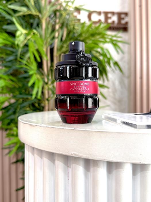 VICTOR AND ROLF SPICE BOMB INFARRED