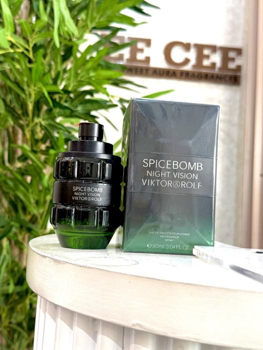 VICTOR AND ROLF SPICE BOMB NIGHT VISION (SEALED)