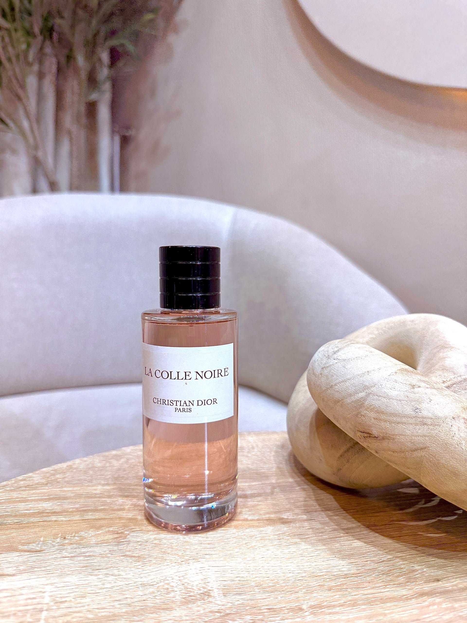 CHRISTIAN DIOR LA COLLE NOIRE