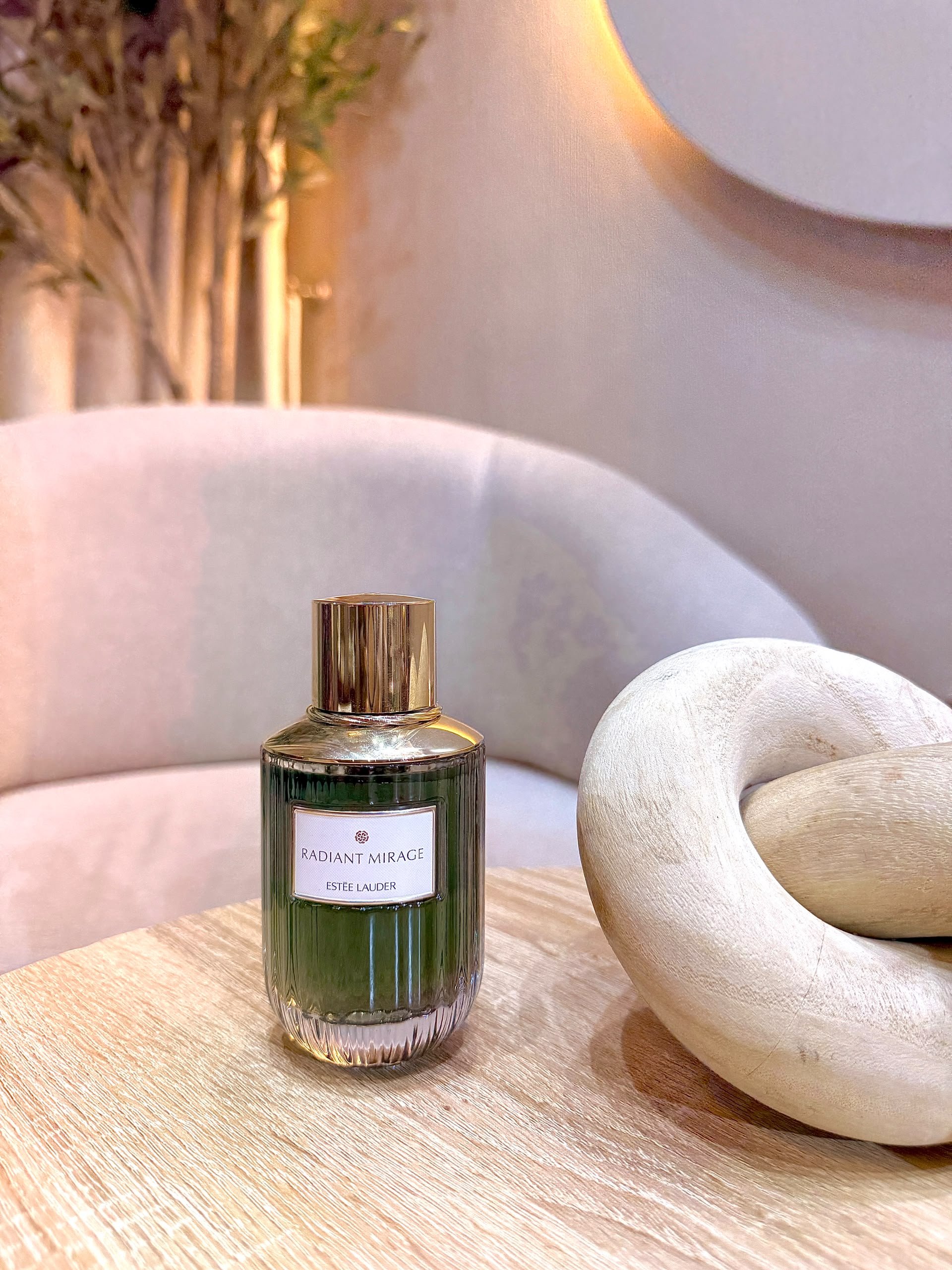 RADIANT MIRAGE  ESTEE LAUDER